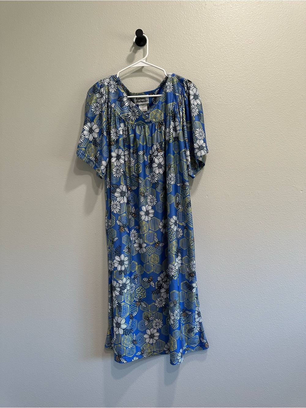 Anthony Richards Xl house dress,bees,honeycomb